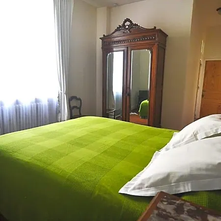 לינה וארוחת בוקר Le Manoir סווילאק