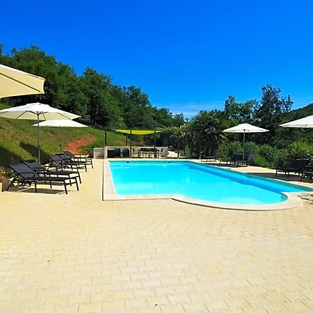 Le Manoir לינה וארוחת בוקר סווילאק